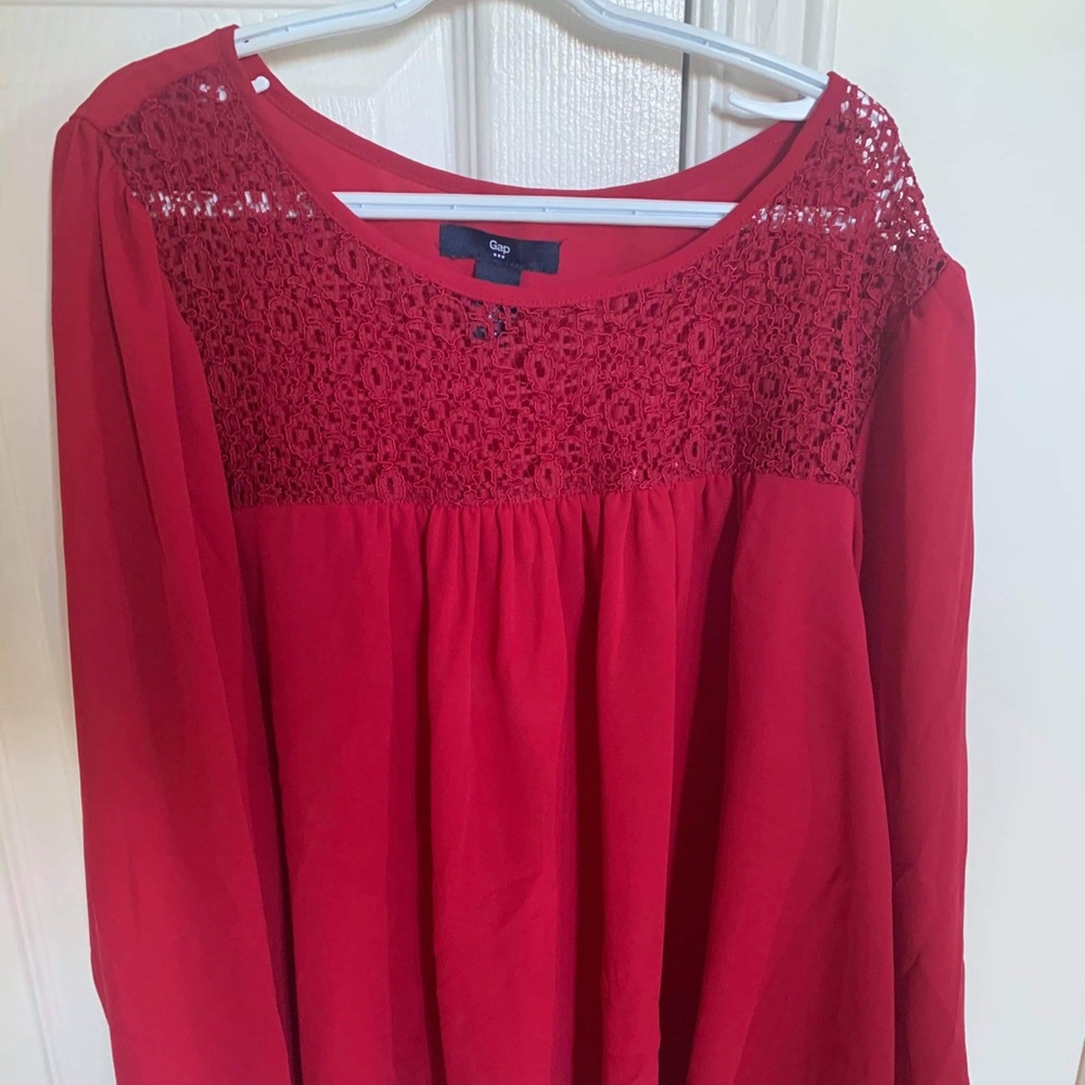 Red Shirt Gap